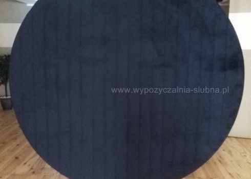 Czarne koło pikowane